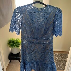 SAYLOR Blue Flutter Sleeve Sheath Midi Dress